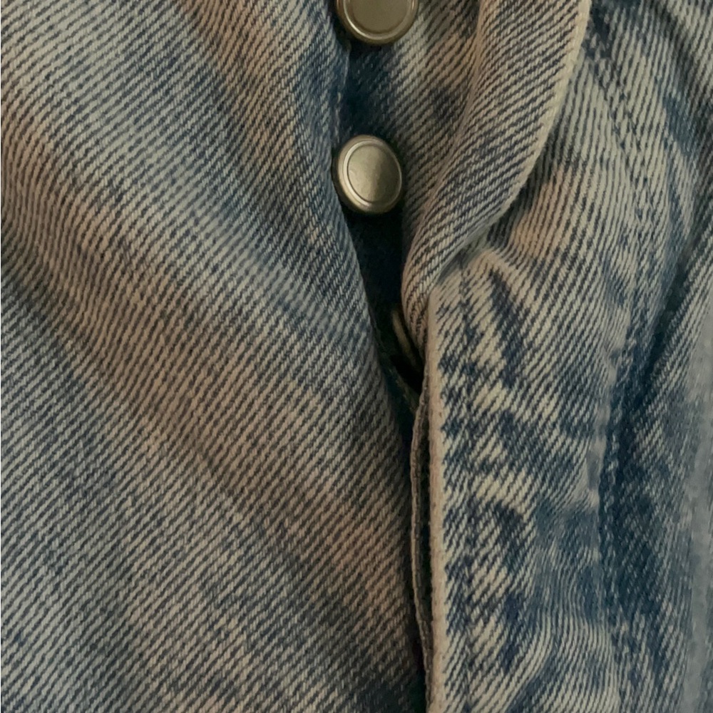 Good American (Khloe Kardashian’s line) Boy Jeans!